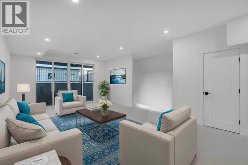 2436 30 Avenue Sw, Calgary, AB - Indoor Photo Showing Living Room