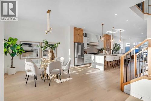 2436 30 Avenue Sw, Calgary, AB - Indoor Photo Showing Other Room