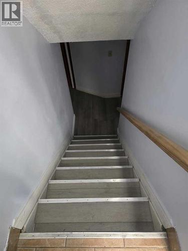 192 Templevale Road Ne, Calgary, AB - Indoor Photo Showing Other Room