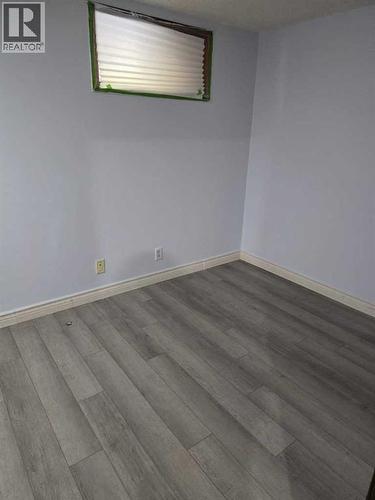 192 Templevale Road Ne, Calgary, AB - Indoor Photo Showing Other Room