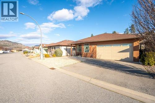 6651 Oxbow Crescent, Oliver, BC - Outdoor