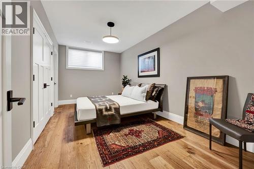 44 Pioneer Ridge Drive, Kitchener, ON - Indoor Photo Showing Bedroom