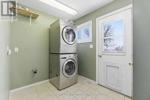 40987 Kirkton Road, South Huron (Exeter), ON - Indoor Photo Showing Laundry Room
