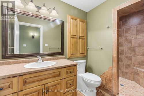 40987 Kirkton Road, South Huron (Exeter), ON - Indoor Photo Showing Bathroom
