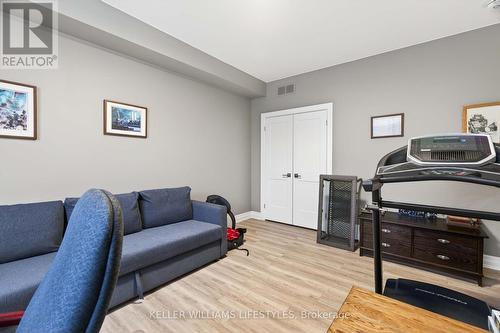 63 Front Street W, Strathroy-Caradoc (Nw), ON 