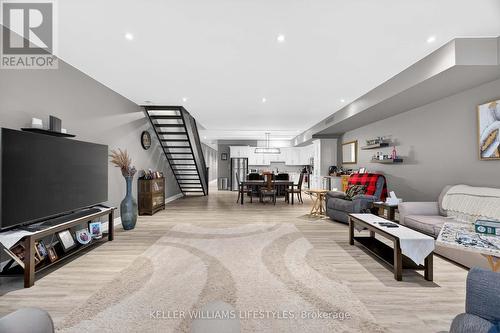 63 Front Street W, Strathroy-Caradoc (Nw), ON 