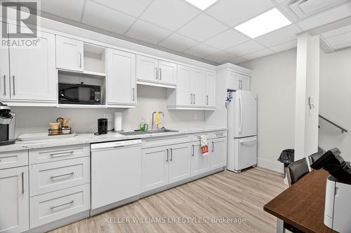 65 Front Street W, Strathroy-Caradoc (Nw), ON 