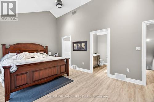 65 Front Street W, Strathroy-Caradoc (Nw), ON 