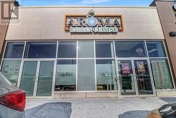 3 - 105 SHUTTLEWORTH DRIVE  Ottawa, ON K1T 0W7