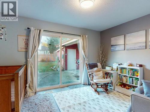 4678 Ontario Ave, Powell River, BC - Indoor