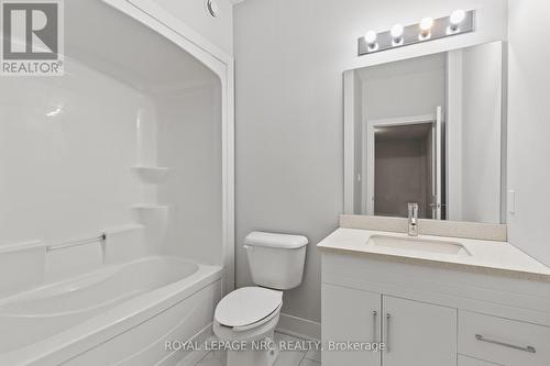 106 - 3710 Main Street, Niagara Falls (Chippawa), ON - Indoor Photo Showing Bathroom