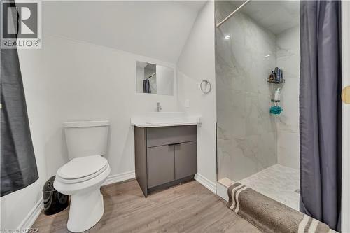 73 Hope Street E, Tavistock, ON - Indoor Photo Showing Bathroom