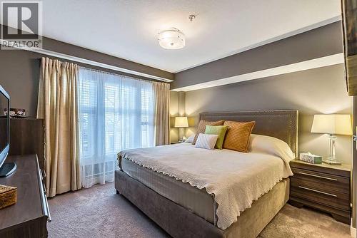 2114, 11 Mahogany Row Se, Calgary, AB - Indoor Photo Showing Bedroom