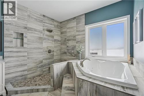 151116 12Th Line, East Garafraxa, ON - Indoor Photo Showing Bathroom