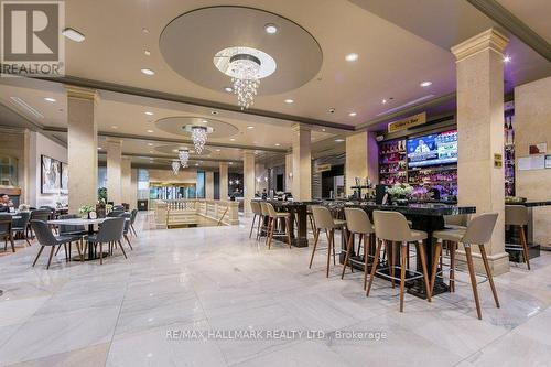 4305 - 1 King Street W, Toronto, ON - Indoor