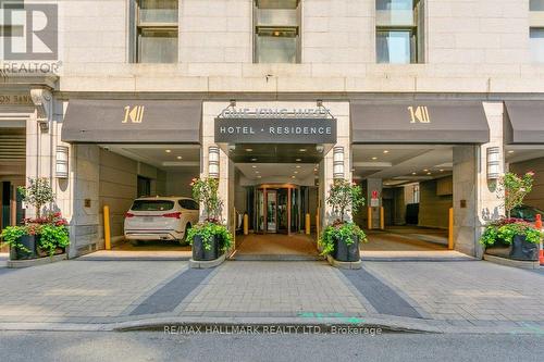 4305 - 1 King Street W, Toronto, ON - Outdoor