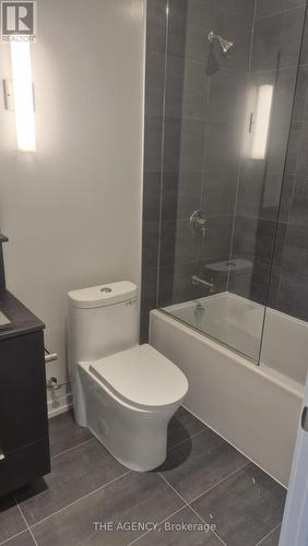 2103 - 120 Broadway Avenue N, Toronto, ON - Indoor Photo Showing Bathroom