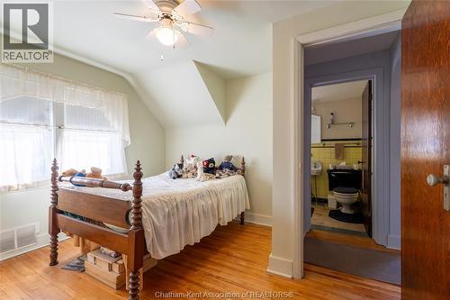 17 Grand Avenue, Wallaceburg, ON - Indoor Photo Showing Bedroom