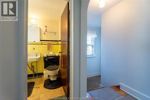 17 Grand Avenue, Wallaceburg, ON - Indoor