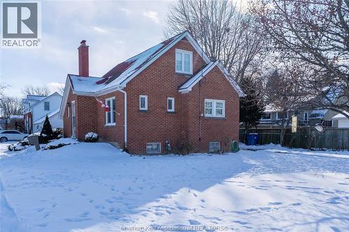 17 Grand Avenue, Wallaceburg, ON - Outdoor