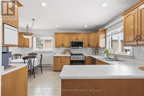 61 Aldred Drive, Scugog, ON - Indoor Photo Showing Kitchen With Double Sink