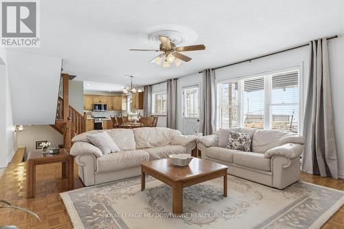 61 Aldred Drive, Scugog, ON - Indoor Photo Showing Living Room