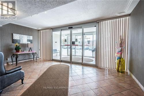 402 - 40 Harrisford Street, Hamilton, ON - Indoor