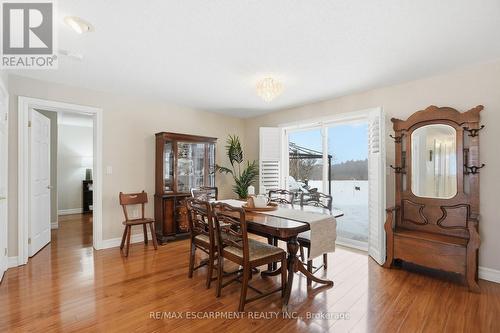 148 Glenariff Drive, Hamilton, ON - Indoor Photo Showing Dining Room