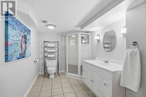 148 Glenariff Drive, Hamilton, ON - Indoor Photo Showing Bathroom