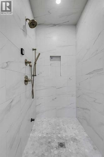 619 55 Avenue Sw, Calgary, AB - Indoor