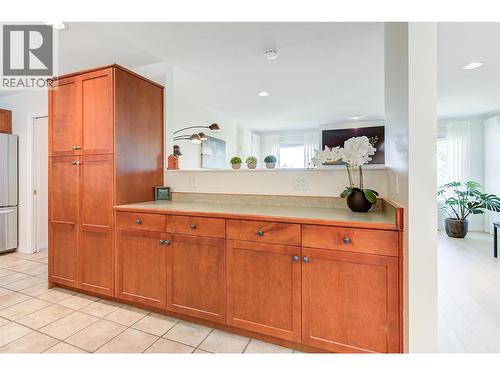 1420 Bentien Road, Kelowna, BC - Indoor