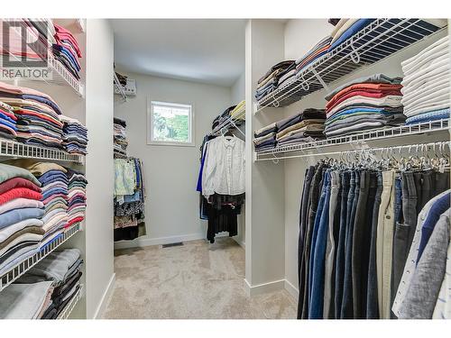 1420 Bentien Road, Kelowna, BC - Indoor With Storage