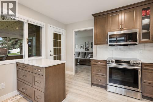 1255 Raymer Avenue Unit# 507, Kelowna, BC - Indoor Photo Showing Kitchen