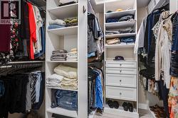 Walk In Closet - 