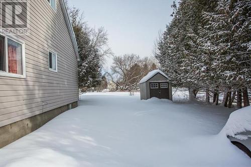 1252 Catherine St, Richards Landing, ON - Outdoor