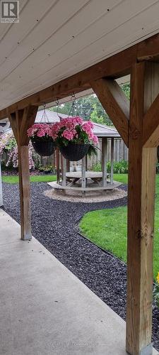 1227 Victoria Drive, London East (East C), ON - Outdoor