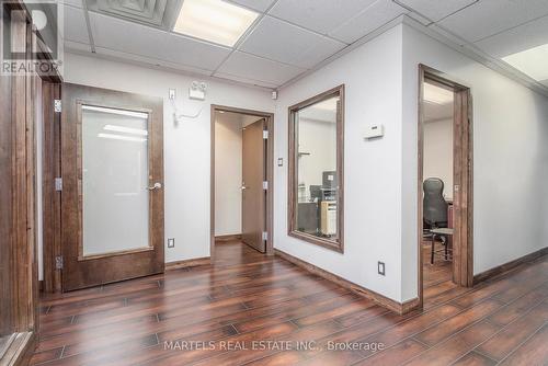 2nd level, room for reception/waiting area - 14 - 5480 Canotek Road, Ottawa, ON 