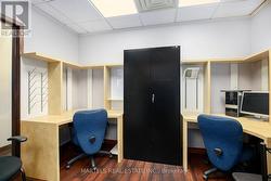 Second level office - 