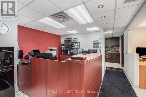 Great reception area w/working stations - 14 - 5480 Canotek Road, Ottawa, ON 