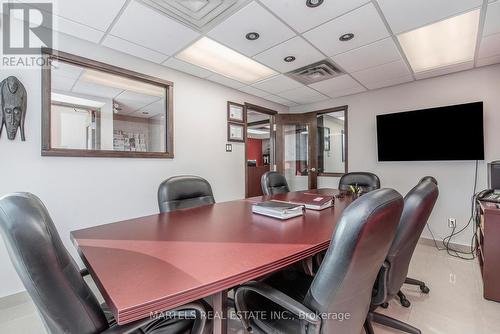 Large conference room, ideal for executive office - 14 - 5480 Canotek Road, Ottawa, ON 