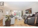 205 Gerstmar Road Unit# 1, Kelowna, BC  - Indoor Photo Showing Living Room 