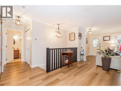 205 Gerstmar Road Unit# 1, Kelowna, BC - Indoor Photo Showing Other Room