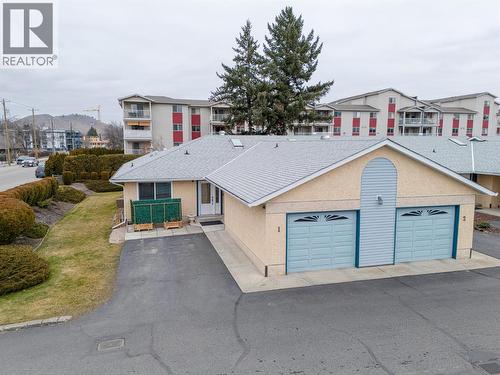 205 Gerstmar Road Unit# 1, Kelowna, BC - Outdoor