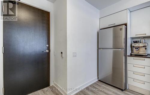 608 - 33 Charles Street E, Toronto, ON - Indoor Photo Showing Bathroom