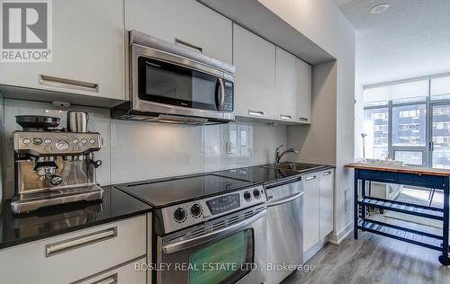 608 - 33 Charles Street E, Toronto, ON - Indoor Photo Showing Other Room