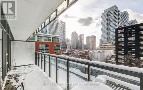 608 - 33 Charles Street E, Toronto, ON - Outdoor With Balcony With Facade