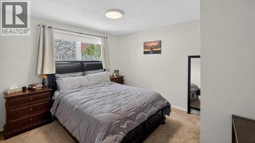 5813 50 Street, Taber, AB - Indoor Photo Showing Bedroom