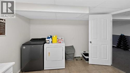 5813 50 Street, Taber, AB - Indoor Photo Showing Laundry Room