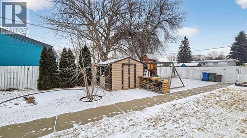 5813 50 Street, Taber, AB - Outdoor
