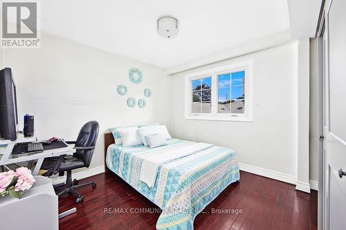 168 Kingslake Road, Toronto, ON - Indoor Photo Showing Bedroom